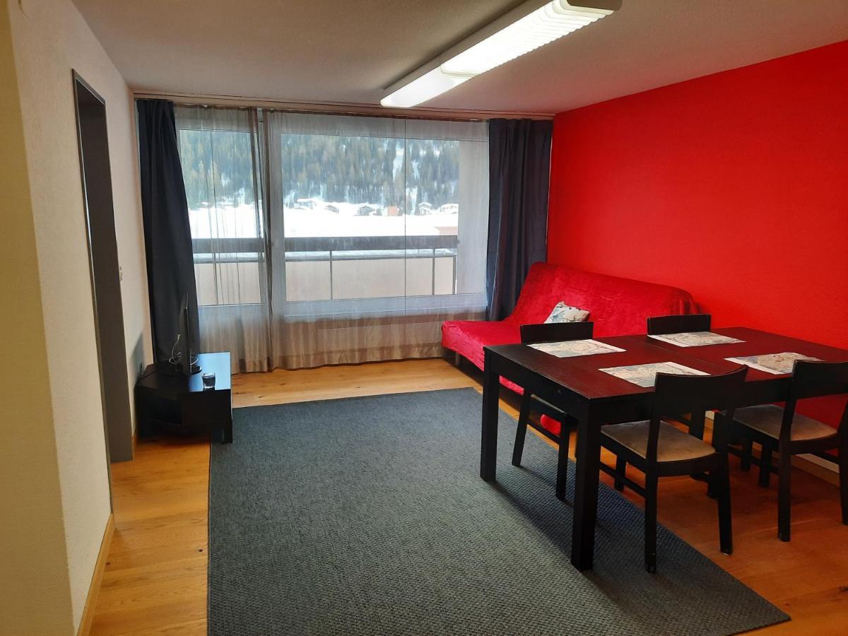 Holiday Accommodation - Swimming Pool Available Davos Exterior photo